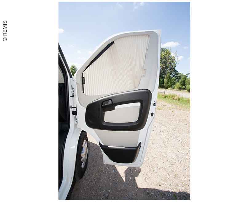 Remis RemiFront IV - Oscurante plissettato avvolgibile per parabrezza Ford Transit Custom 2012-2017 con View Pack 2