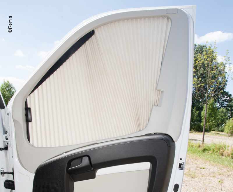 Remis RemiFront IV - Oscuranti plissettati per finestrini Ducato