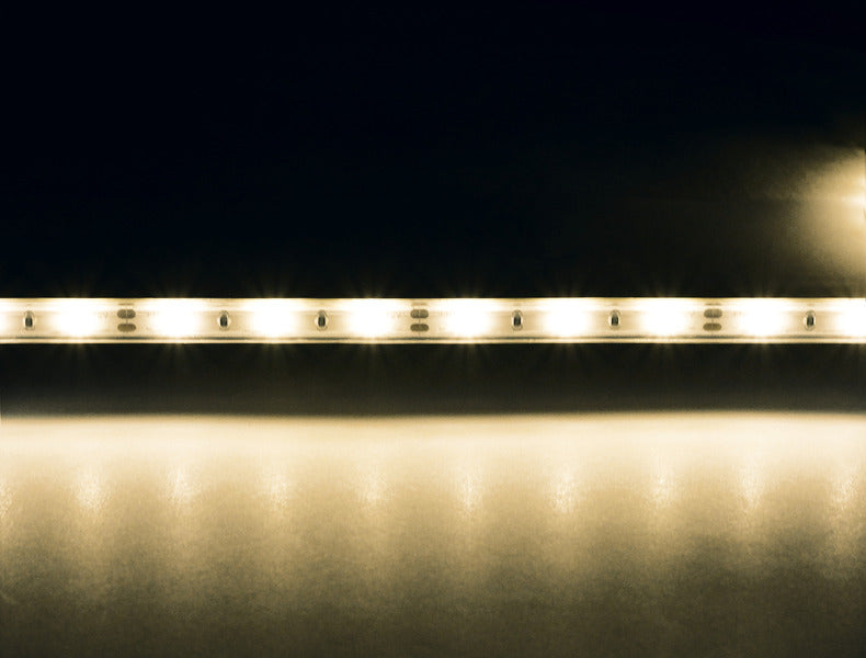 Carbest Striscia LED 5 m, 30 LED/m per uso interno ed esterno, autoadesiva